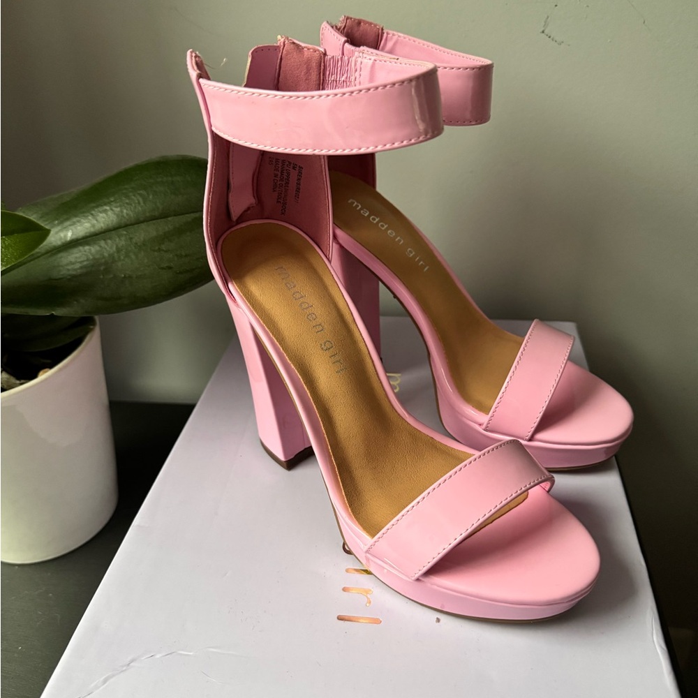Madden Girl Pink Platform Sandals with Chunky Heel - Picture 3 of 3